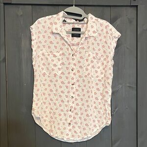 Jachs girlfriend New York White and Pink Floral Button Down Shirt